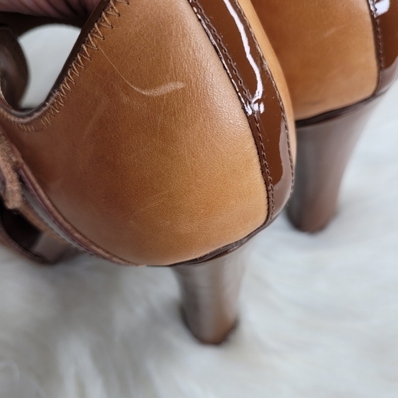 BCBG Brown Pump Heels - Picture 10 of 14